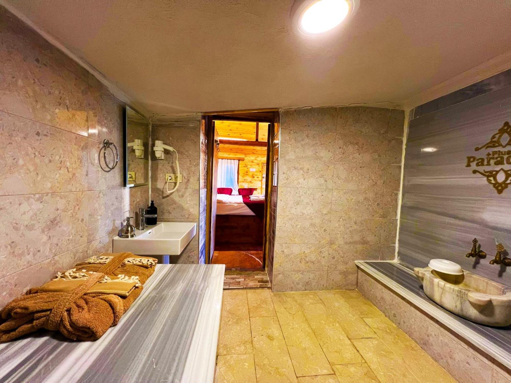 Paradise Plus Agva Exterior photo